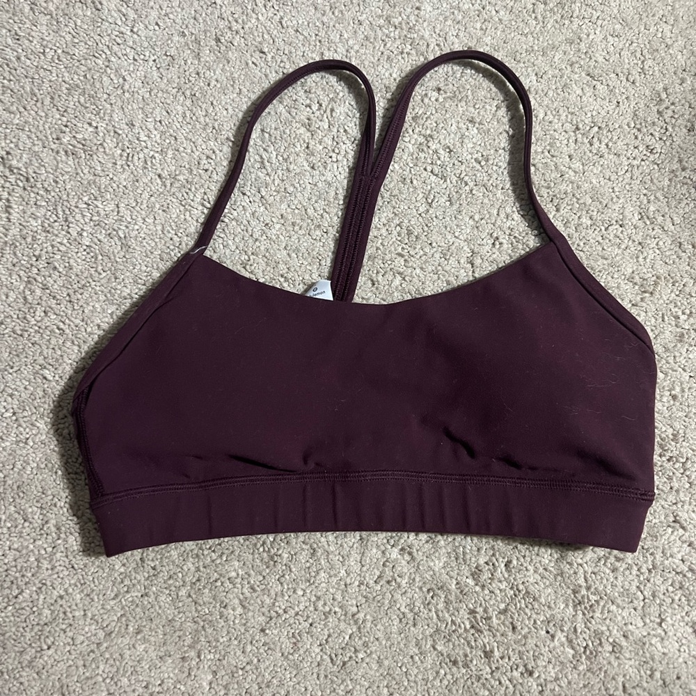 Lululemon sports bra